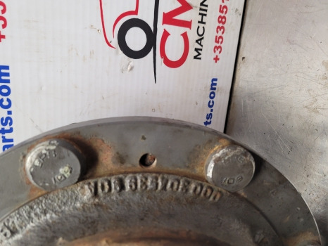 Massey Ferguson 5450, 5609 Front Axle Hub Bolt Plate 7330600701, 733.06.007.01 - Eixo dianteiro: foto 4 Massey Ferguson 5450, 5609 Front Axle Hub Bolt Plate 7330600701, 733.06.007.01 - Eixo dianteiro: foto 4
