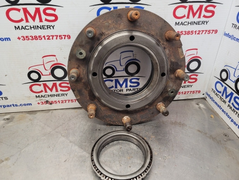 Massey Ferguson 5450, 5609 Front Axle Hub Bolt Plate 7330600701, 733.06.007.01 - Eixo dianteiro: foto 1 Massey Ferguson 5450, 5609 Front Axle Hub Bolt Plate 7330600701, 733.06.007.01 - Eixo dianteiro: foto 1