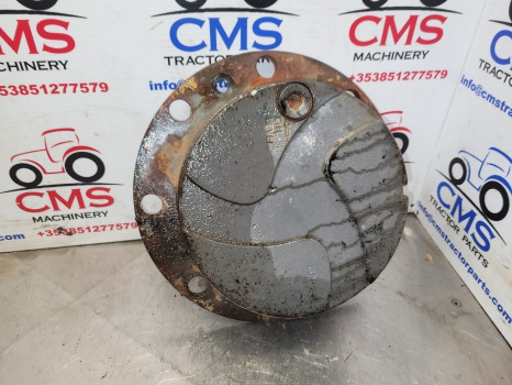 Massey Ferguson 5450 Front Axle Planetary Gear Carrier, Hat 720.05.705.01 - Eixo dianteiro: foto 5 Massey Ferguson 5450 Front Axle Planetary Gear Carrier, Hat 720.05.705.01 - Eixo dianteiro: foto 5