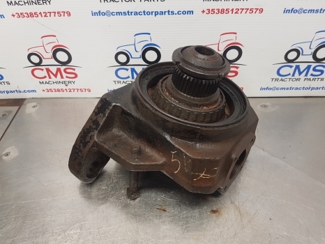 Massey Ferguson 5455, 5425, 5435 Front Steering Knuckle Spindle Rhs 3765753r1 - Manga de eixo por Trator: foto 4 Massey Ferguson 5455, 5425, 5435 Front Steering Knuckle Spindle Rhs 3765753r1 - Manga de eixo por Trator: foto 4