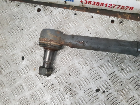 Massey Ferguson 5612, 5712, 5709 Front Axle Steering Cylinder Ram 7302466305 - Direcção: foto 3 Massey Ferguson 5612, 5712, 5709 Front Axle Steering Cylinder Ram 7302466305 - Direcção: foto 3