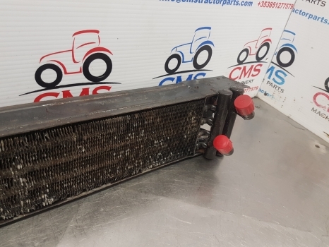 Massey Ferguson 6150, 6160, 6130, 3050, 3060, 3115, 3120, Oil Cooler 3583351m1 - Radiador por Trator: foto 4 Massey Ferguson 6150, 6160, 6130, 3050, 3060, 3115, 3120, Oil Cooler 3583351m1 - Radiador por Trator: foto 4
