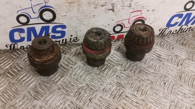 Massey Ferguson 6150, 6160 King Pin 3pc 3429319m1 - Direcção por Trator: foto 1 Massey Ferguson 6150, 6160 King Pin 3pc 3429319m1 - Direcção por Trator: foto 1