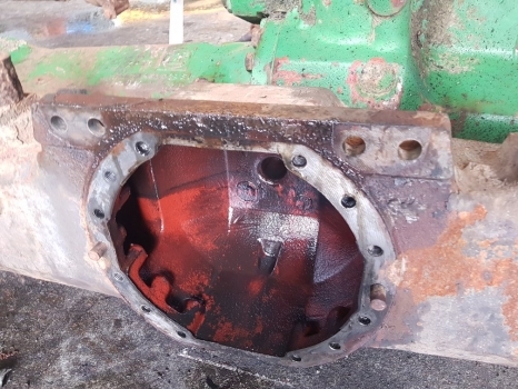Massey Ferguson 6180 Front Axle Housing Casting 3429980r2, 3429979m91, Ag125 - Eixo dianteiro por Trator: foto 4 Massey Ferguson 6180 Front Axle Housing Casting 3429980r2, 3429979m91, Ag125 - Eixo dianteiro por Trator: foto 4