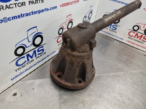 Massey Ferguson 699, 2600 Series, Front Axle Spindle And Hub 1675753m91 - Eixo dianteiro: foto 3 Massey Ferguson 699, 2600 Series, Front Axle Spindle And Hub 1675753m91 - Eixo dianteiro: foto 3