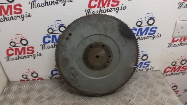 Massey Ferguson Flywheel Assembly With Ring Gear 0410236, 3121h002 - Volante do motor por Trator: foto 2 Massey Ferguson Flywheel Assembly With Ring Gear 0410236, 3121h002 - Volante do motor por Trator: foto 2