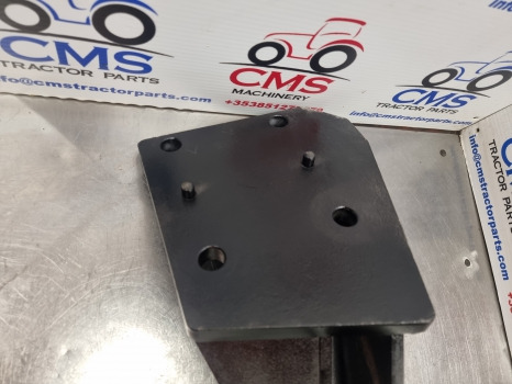 Mccormick Xtx 165, Landini Powermax, Stabiliser Bracket Rh 4220238m91 - Suspensão: foto 3 Mccormick Xtx 165, Landini Powermax, Stabiliser Bracket Rh 4220238m91 - Suspensão: foto 3