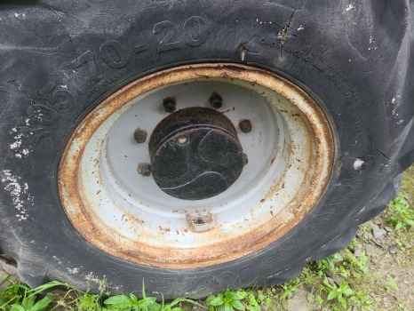 Neuson Ls6001 Wheel Rim And Tyre R20, 405/70-20 - Roda completa: foto 2 Neuson Ls6001 Wheel Rim And Tyre R20, 405/70-20 - Roda completa: foto 2