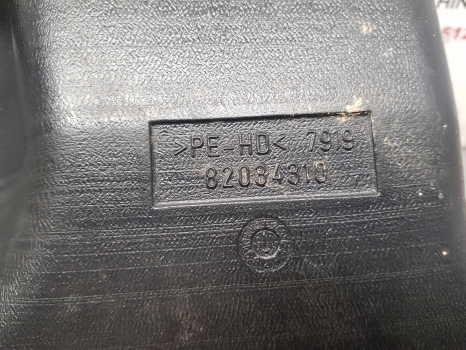 New Holland 6000, Tsa Series Ts115a Cab Air Duct 82034310 - Aquecimento/ Ventilação por Trator: foto 3 New Holland 6000, Tsa Series Ts115a Cab Air Duct 82034310 - Aquecimento/ Ventilação por Trator: foto 3