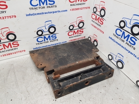 New Holland Case Puma T6000, T7 T7.200 Hood Bonnet Support 84153356, 87353681 - Capô por Trator: foto 1 New Holland Case Puma T6000, T7 T7.200 Hood Bonnet Support 84153356, 87353681 - Capô por Trator: foto 1