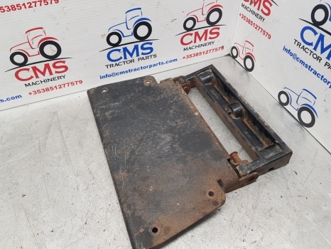 New Holland Case Puma T6000, T7 T7.200 Hood Bonnet Support 84153356, 87353681 - Capô por Trator: foto 3 New Holland Case Puma T6000, T7 T7.200 Hood Bonnet Support 84153356, 87353681 - Capô por Trator: foto 3