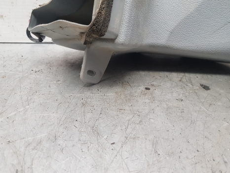 New Holland Case T7.200 Cab Air Duct Pipe Rhs 87594201, 87599954, 87646806 - Aquecimento/ Ventilação por Trator: foto 5 New Holland Case T7.200 Cab Air Duct Pipe Rhs 87594201, 87599954, 87646806 - Aquecimento/ Ventilação por Trator: foto 5
