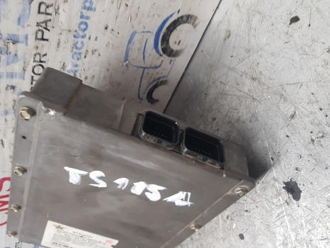 New Holland Case Tsa, Mxu Series Tranmission Control Edc Ecu 87314121, 51562982 - Centralina electrónica por Trator: foto 4 New Holland Case Tsa, Mxu Series Tranmission Control Edc Ecu 87314121, 51562982 - Centralina electrónica por Trator: foto 4