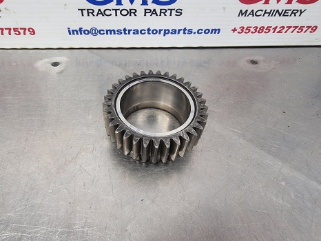 New Holland Ford 40, Ts Series Ts110 Transmission Gear Reverse Z33 82007502 - Transmissão: foto 3 New Holland Ford 40, Ts Series Ts110 Transmission Gear Reverse Z33 82007502 - Transmissão: foto 3