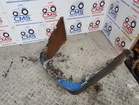 New Holland Lm435a, Lm415a, Lm445a, Lm425a Grill, Grille, Bonnet Lock 85825742 - Grade radiador por Empilhador telescópico: foto 4 New Holland Lm435a, Lm415a, Lm445a, Lm425a Grill, Grille, Bonnet Lock 85825742 - Grade radiador por Empilhador telescópico: foto 4