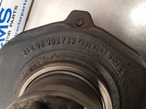 New Holland Lm435a, Mlt 634-120 Swivel Housing Front Rhs Rear Lhs 212.06.002.789 - Manga de eixo por Empilhador telescópico: foto 4 New Holland Lm435a, Mlt 634-120 Swivel Housing Front Rhs Rear Lhs 212.06.002.789 - Manga de eixo por Empilhador telescópico: foto 4
