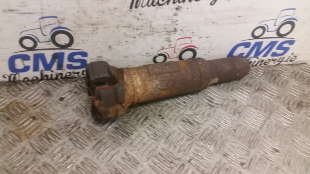 New Holland T5.100, T5.110, T5.120 4wd Propeller Shaft 47643626 - Veio de transmissão por Trator: foto 4 New Holland T5.100, T5.110, T5.120 4wd Propeller Shaft 47643626 - Veio de transmissão por Trator: foto 4
