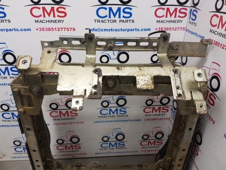New Holland T5.95, T5.105, T5.115, Case Farmall Intercooler Frame Assy 47420963 - Intercooler por Trator: foto 4 New Holland T5.95, T5.105, T5.115, Case Farmall Intercooler Frame Assy 47420963 - Intercooler por Trator: foto 4
