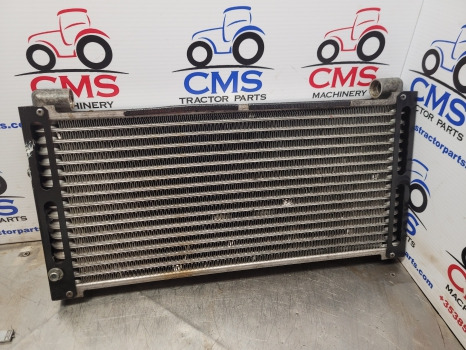 New Holland T6.160, T6.180 Case Maxxum 125, 155, 150 Oil Cooler 47645195 - Radiador: foto 2 New Holland T6.160, T6.180 Case Maxxum 125, 155, 150 Oil Cooler 47645195 - Radiador: foto 2
