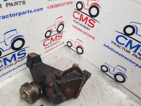 New Holland T6, T6000, T7.200 Case Air Conditioning Compressor Bracket 84221441 - Compressor de ar condicionado por Trator: foto 2 New Holland T6, T6000, T7.200 Case Air Conditioning Compressor Bracket 84221441 - Compressor de ar condicionado por Trator: foto 2