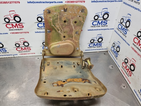 New Holland T6, T7, Tsa, T6000 Ser, Passenger Seat Frame 84250410 - Banco: foto 1 New Holland T6, T7, Tsa, T6000 Ser, Passenger Seat Frame 84250410 - Banco: foto 1