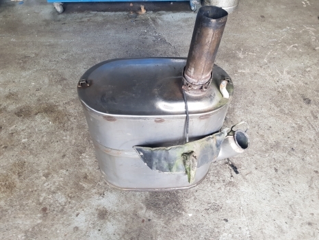 New Holland T7.200, Case Puma 130, 145 Catalytic Silencer, Muffler 84396513 - Silenciador por Trator: foto 1 New Holland T7.200, Case Puma 130, 145 Catalytic Silencer, Muffler 84396513 - Silenciador por Trator: foto 1