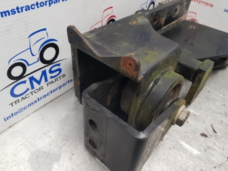 New Holland T7.200 Case Puma 165 Cab Suspension Bracket Rhs 47568419, 84353066 - Suspensão da cabina por Máquina agrícola: foto 3 New Holland T7.200 Case Puma 165 Cab Suspension Bracket Rhs 47568419, 84353066 - Suspensão da cabina por Máquina agrícola: foto 3
