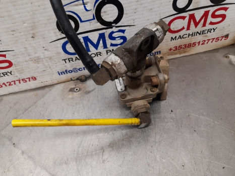 New Holland T7030 Air Trailer Brake Valve, Check Valve 82033387, 9735000000, - Válvula de freio por Máquina agrícola: foto 4 New Holland T7030 Air Trailer Brake Valve, Check Valve 82033387, 9735000000, - Válvula de freio por Máquina agrícola: foto 4