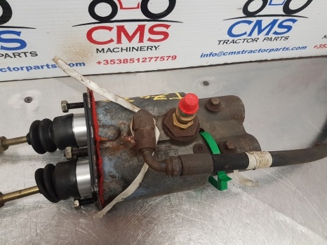 New Holland T7030, T7000, Case Puma, Brake Master Cylinder 87315873, 87754484 - Cilindro de freio por Máquina agrícola: foto 4 New Holland T7030, T7000, Case Puma, Brake Master Cylinder 87315873, 87754484 - Cilindro de freio por Máquina agrícola: foto 4
