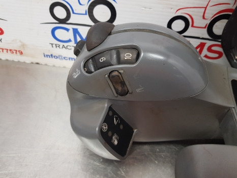 New Holland T7030, T7000, T7, T6, Armrest Assy, Eletronic Unit Control 82032897 - Centralina electrónica: foto 2 New Holland T7030, T7000, T7, T6, Armrest Assy, Eletronic Unit Control 82032897 - Centralina electrónica: foto 2