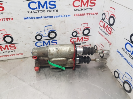 New Holland T7040, T7.260 Brake Master Cylinder 87315873, 87754484, 47777898 - Cilindro de freio por Máquina agrícola: foto 4 New Holland T7040, T7.260 Brake Master Cylinder 87315873, 87754484, 47777898 - Cilindro de freio por Máquina agrícola: foto 4
