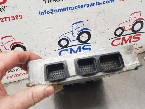 New Holland T7040, T7030 Case Puma Ecu 84225069, 87570290, 87570289 - Centralina electrónica: foto 4 New Holland T7040, T7030 Case Puma Ecu 84225069, 87570290, 87570289 - Centralina electrónica: foto 4