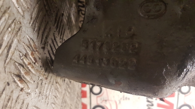 New Holland Tm, Tm150 Supersteer Front Axle Steering Spindle Rhs 5179271 - Manga de eixo por Trator: foto 3 New Holland Tm, Tm150 Supersteer Front Axle Steering Spindle Rhs 5179271 - Manga de eixo por Trator: foto 3