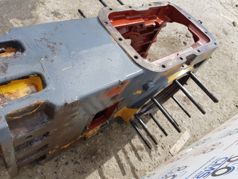 Caixa de velocidade New Holland Tm125, Case Mxm Transmission Housing 5186286, 47127697, 51865439: foto 6