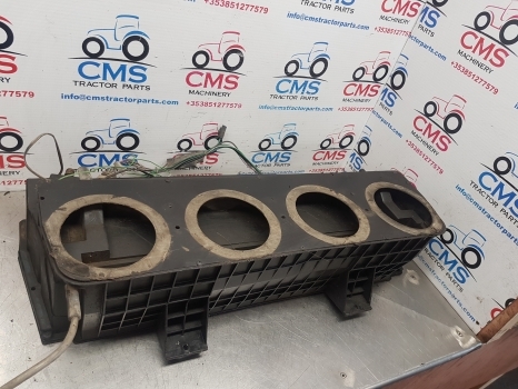 New Holland Tm150m,ford Series Air Conditioner Without Blower 82009237 87701044 - Peça de ar condicionado por Trator: foto 3 New Holland Tm150m,ford Series Air Conditioner Without Blower 82009237 87701044 - Peça de ar condicionado por Trator: foto 3