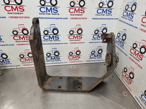 New Holland Tm155, Tm140, Tm165, 8360, Tm, 60, Cab Suspension Bracket 82021166 - Suspensão da cabina: foto 1 New Holland Tm155, Tm140, Tm165, 8360, Tm, 60, Cab Suspension Bracket 82021166 - Suspensão da cabina: foto 1