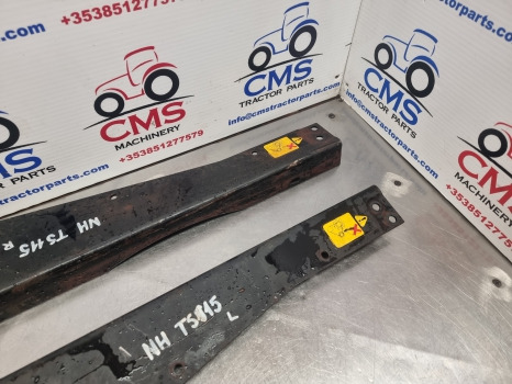 New Holland Ts115, Ts Series, Radiator Side Support Pair 82012974, 82012976 - Radiador: foto 4 New Holland Ts115, Ts Series, Radiator Side Support Pair 82012974, 82012976 - Radiador: foto 4