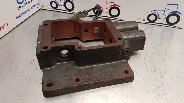 Transmissão por Trator Old Stock Old Stock Transmission Control Cover F2nn7222aa: foto 7