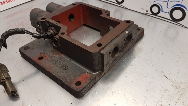 Transmissão por Trator Old Stock Old Stock Transmission Control Cover F2nn7222aa: foto 6