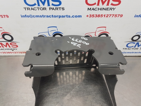 Ford, New Holland 40 Series, Ts Series, 7840, Ts110, Pto Guard, Shield 82005822 - Peça de reposição por Trator: foto 4 Ford, New Holland 40 Series, Ts Series, 7840, Ts110, Pto Guard, Shield 82005822 - Peça de reposição por Trator: foto 4