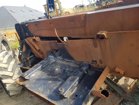 Peça de reposição por Empilhador telescópico New Holland Lm5040 Powershuttle Nut Available For Dismantling: foto 7
