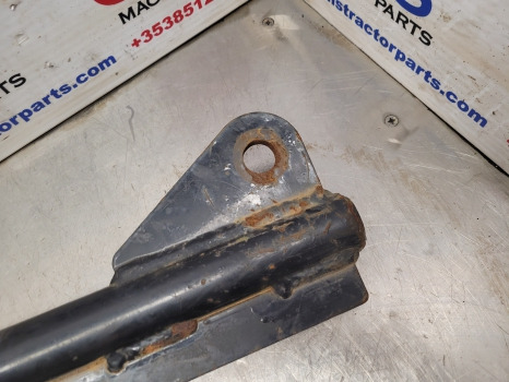 New Holland T6010 Delta, Ts100a, Case Mxu100 Pick Up Hitch Lift Rod 87309969 - Peça de reposição por Trator: foto 3 New Holland T6010 Delta, Ts100a, Case Mxu100 Pick Up Hitch Lift Rod 87309969 - Peça de reposição por Trator: foto 3