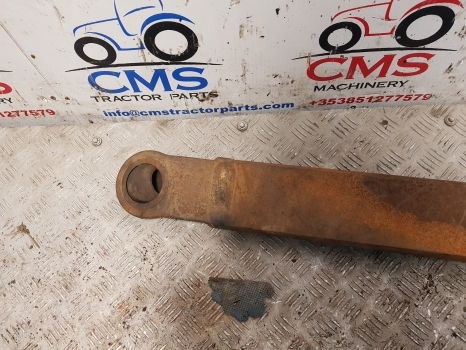 Renault Claas Ares 696, 616, 640-610 Rx, Rz Lift Arm Rhs 7700056407 - Peça de reposição por Trator: foto 4 Renault Claas Ares 696, 616, 640-610 Rx, Rz Lift Arm Rhs 7700056407 - Peça de reposição por Trator: foto 4