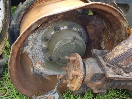 Renault Ares 696 Carraro 20.29 Front Axle Complete 138521, 133573, 6000103303 - Eixo dianteiro por Trator: foto 2 Renault Ares 696 Carraro 20.29 Front Axle Complete 138521, 133573, 6000103303 - Eixo dianteiro por Trator: foto 2