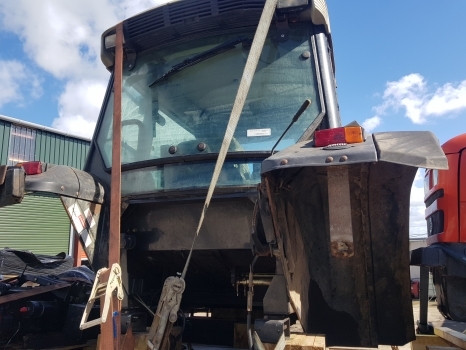 Same Dorado 85 Engine, Front, Rear Axle, Cab, Transmission, Hydraulic Parts - Motor por Trator: foto 3 Same Dorado 85 Engine, Front, Rear Axle, Cab, Transmission, Hydraulic Parts - Motor por Trator: foto 3