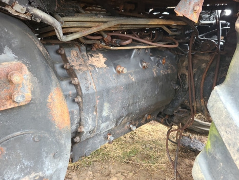 Valtra S280 Transmission Gearbox Complete V34074300, V34074400, V35081000 - Transmissão por Equipamento de movimentação: foto 1 Valtra S280 Transmission Gearbox Complete V34074300, V34074400, V35081000 - Transmissão por Equipamento de movimentação: foto 1