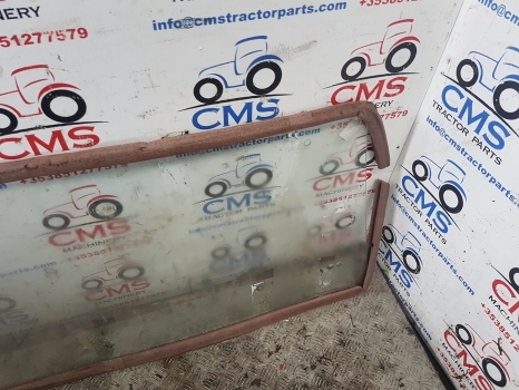 Zetor 3000, 4000, 5000, 6000, 7000 Rear Glass 60117910b, S64986, 60117910 - Vidro e peças por Trator: foto 4 Zetor 3000, 4000, 5000, 6000, 7000 Rear Glass 60117910b, S64986, 60117910 - Vidro e peças por Trator: foto 4