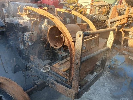 Zetor Proxima 8441 Front, Rear Axle, Engine, Transmission, Hydraulic, Lift Parts - Motor e peças: foto 3 Zetor Proxima 8441 Front, Rear Axle, Engine, Transmission, Hydraulic, Lift Parts - Motor e peças: foto 3