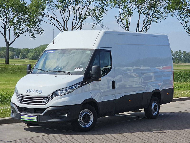 Iveco Daily 35S14 HI- MATIC L2H2 LED - Furgão: foto 2 Iveco Daily 35S14 HI- MATIC L2H2 LED - Furgão: foto 2