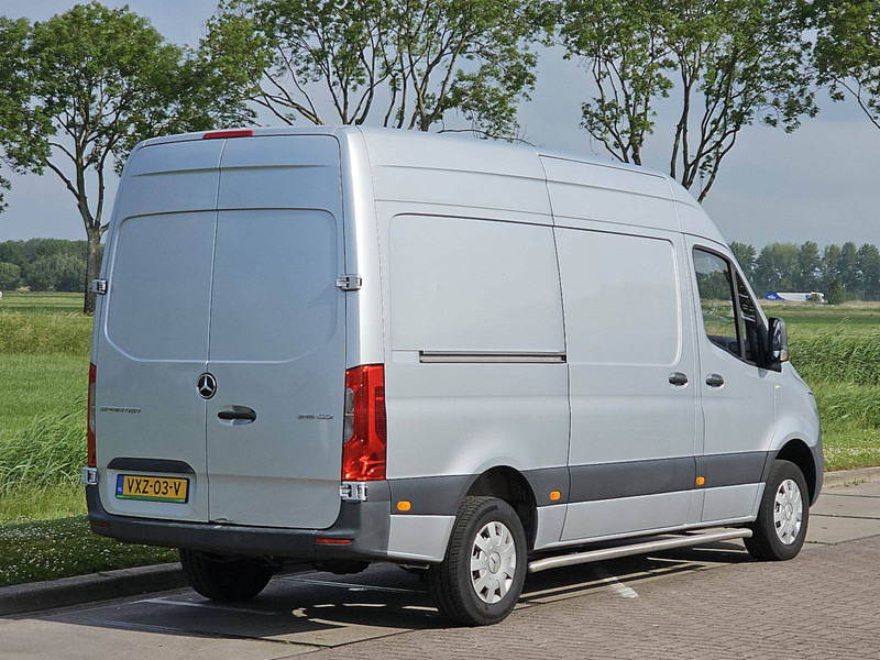 Mercedes-Benz Sprinter 316 L2H2 RWD Airco Euro6 - Furgão: foto 3 Mercedes-Benz Sprinter 316 L2H2 RWD Airco Euro6 - Furgão: foto 3